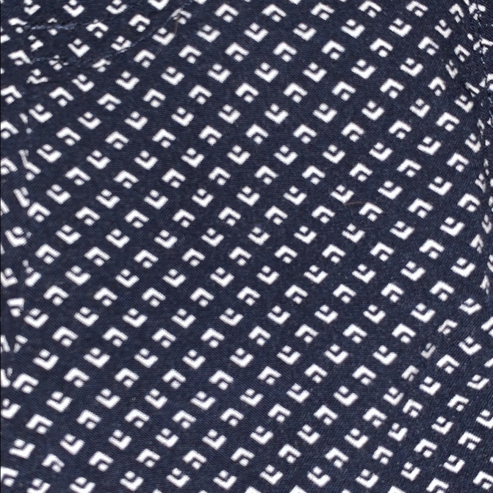 Shorts - Picture 3 of 4